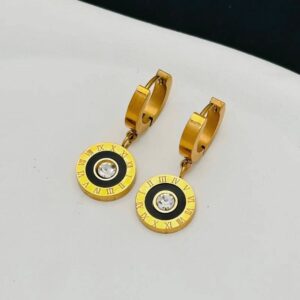 Boucles pendantes chiffres romains dorées – Image 1