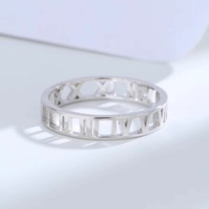Bague romaine chiffres creusés – Image 3