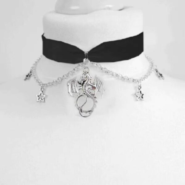 Choker antique araignée et chaînes