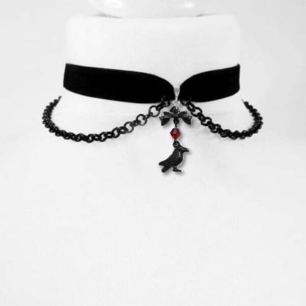 Choker corbeau et nœud antique
