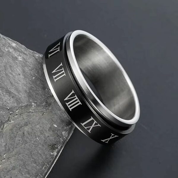 Bague noire chiffres romains
