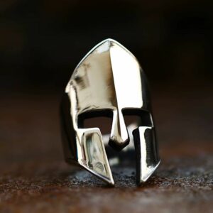 Bague casque romain épuré