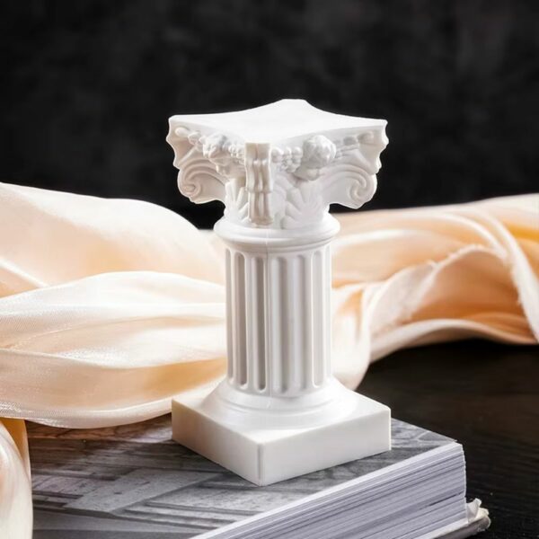 Colonne romaine décorative blanche